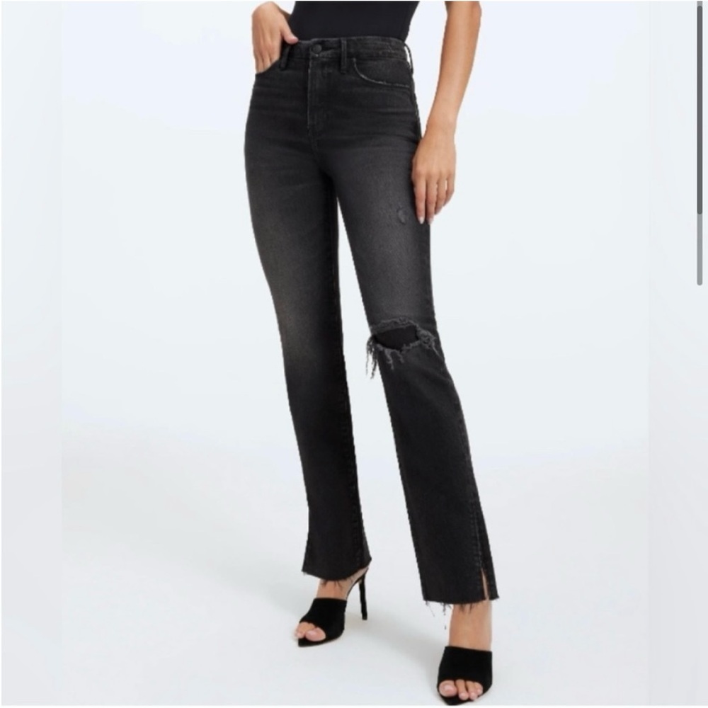 Good American Jeans. Worn 1 time! Super cute, just didn’t fit.